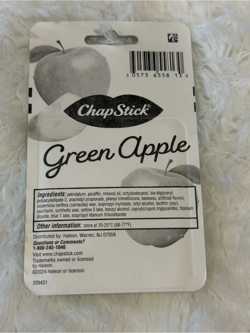NWT ChapStick Lip Balm Bundle Green Apple Sips & Snuggles Toasty Treats 11 total